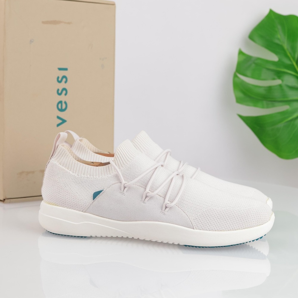 Vessi Mens Cityscape Classic Sneakers Shoe Size 9 Waterproof White Knit Comfort
